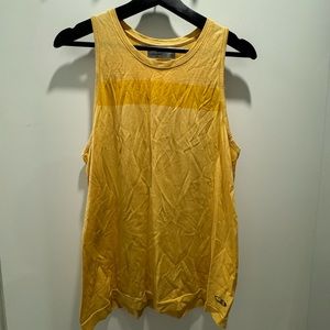 Icebreaker tank top women’s medium